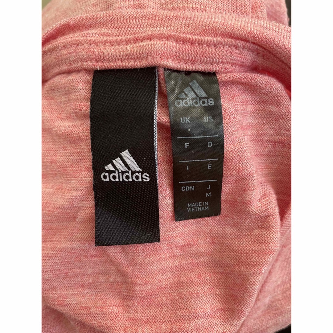 adidas(アディダス)のadidas tシャツ レディースのトップス(Tシャツ(半袖/袖なし))の商品写真