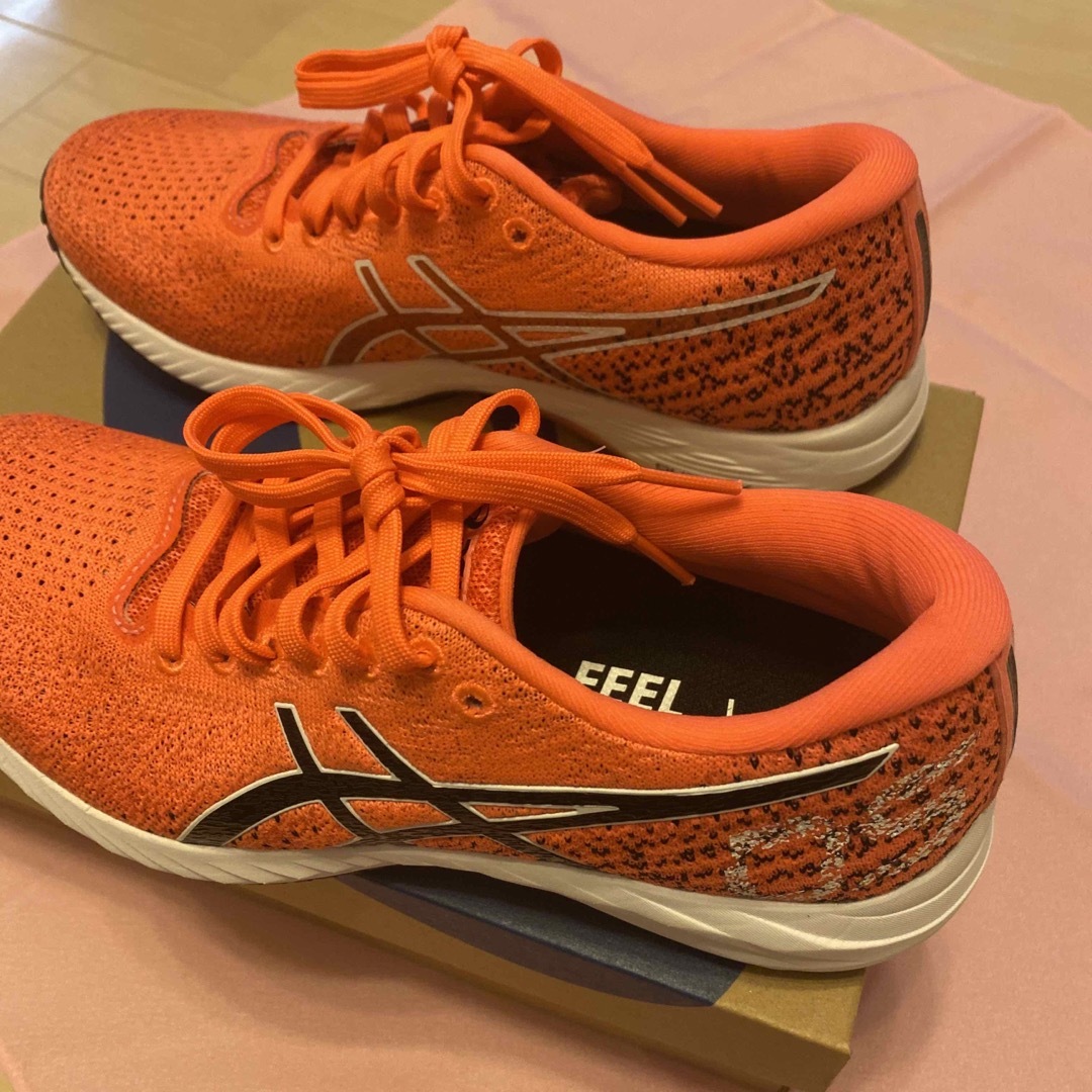 asics(アシックス)のasics レディース　GEL-DS TARTHEREDGE26 スポーツ/アウトドアのランニング(シューズ)の商品写真