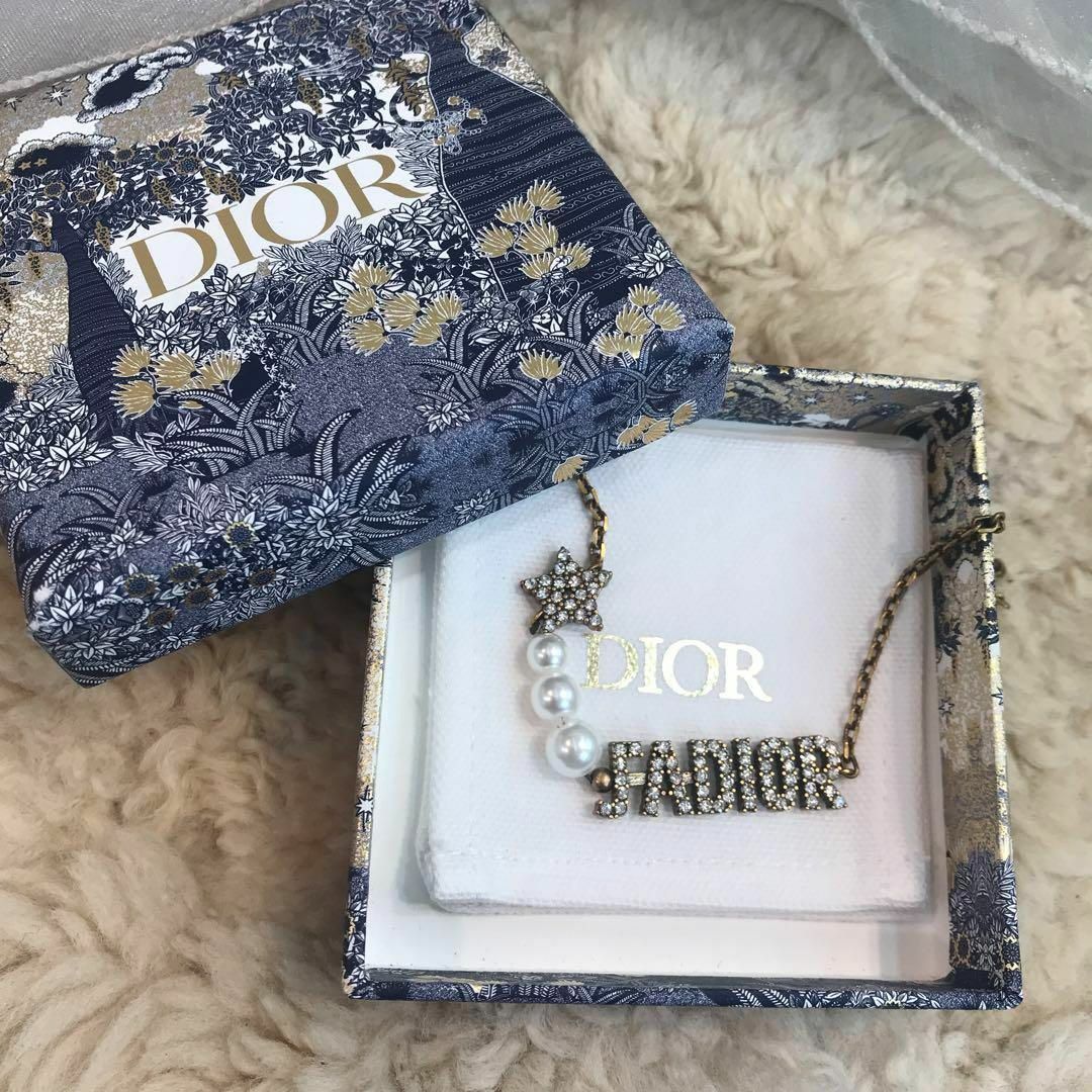 ★美品☆クリスチャン・ディオール JA DIOR チョーカー パール ロゴ | フリマアプリ ラクマ