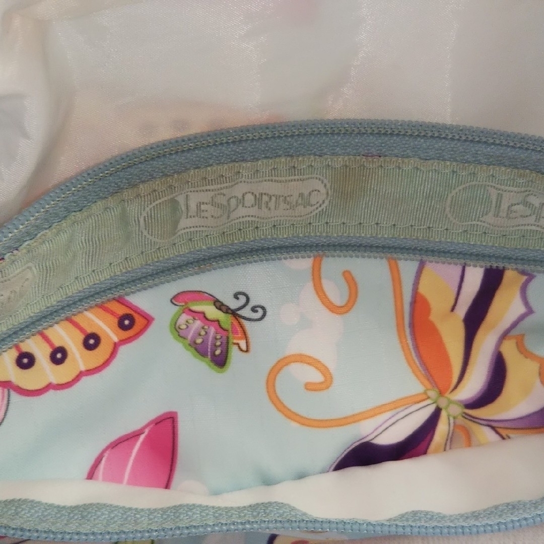 LeSportsac(レスポートサック)のお値下げ　レスポートサック  ウエストバッグ  ウエストポーチ  バタフライ🦋 レディースのバッグ(ボディバッグ/ウエストポーチ)の商品写真