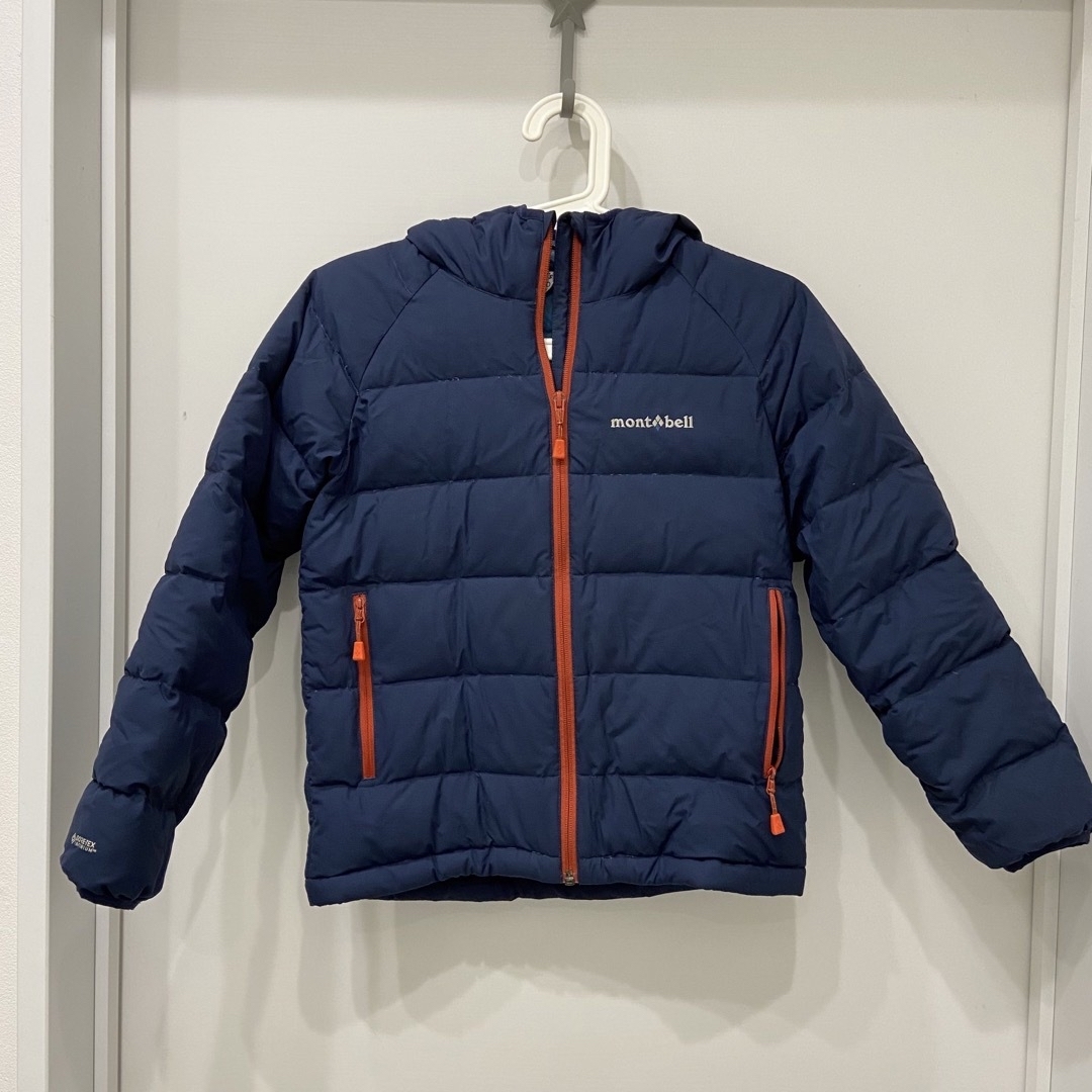 mont bell(モンベル)のモンベル　mont bellダウン　140 キッズ/ベビー/マタニティのキッズ服男の子用(90cm~)(ジャケット/上着)の商品写真