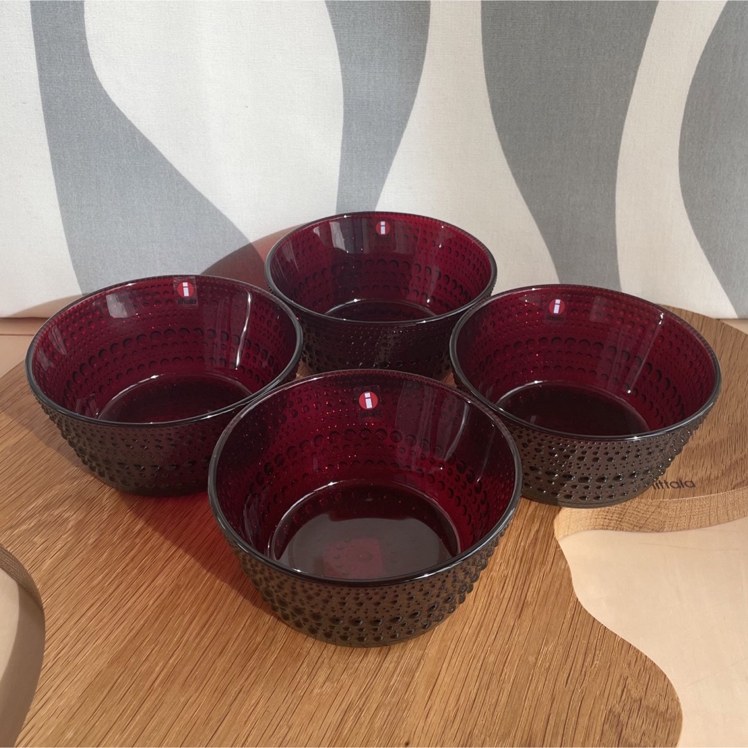 marimekko(マリメッコ)の新品 4個 iittala イッタラ カステヘルミ ボウル クランベリー インテリア/住まい/日用品のキッチン/食器(食器)の商品写真