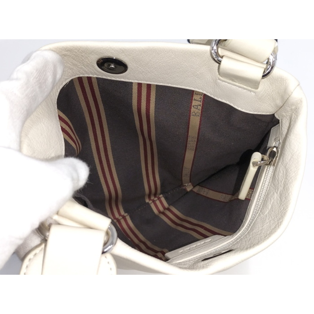 Bally - BALLY ショルダーバッグ レザー ホワイトの通販 by Bally - BALLY ショルダーバッグ レザー ホワイトの通販 by