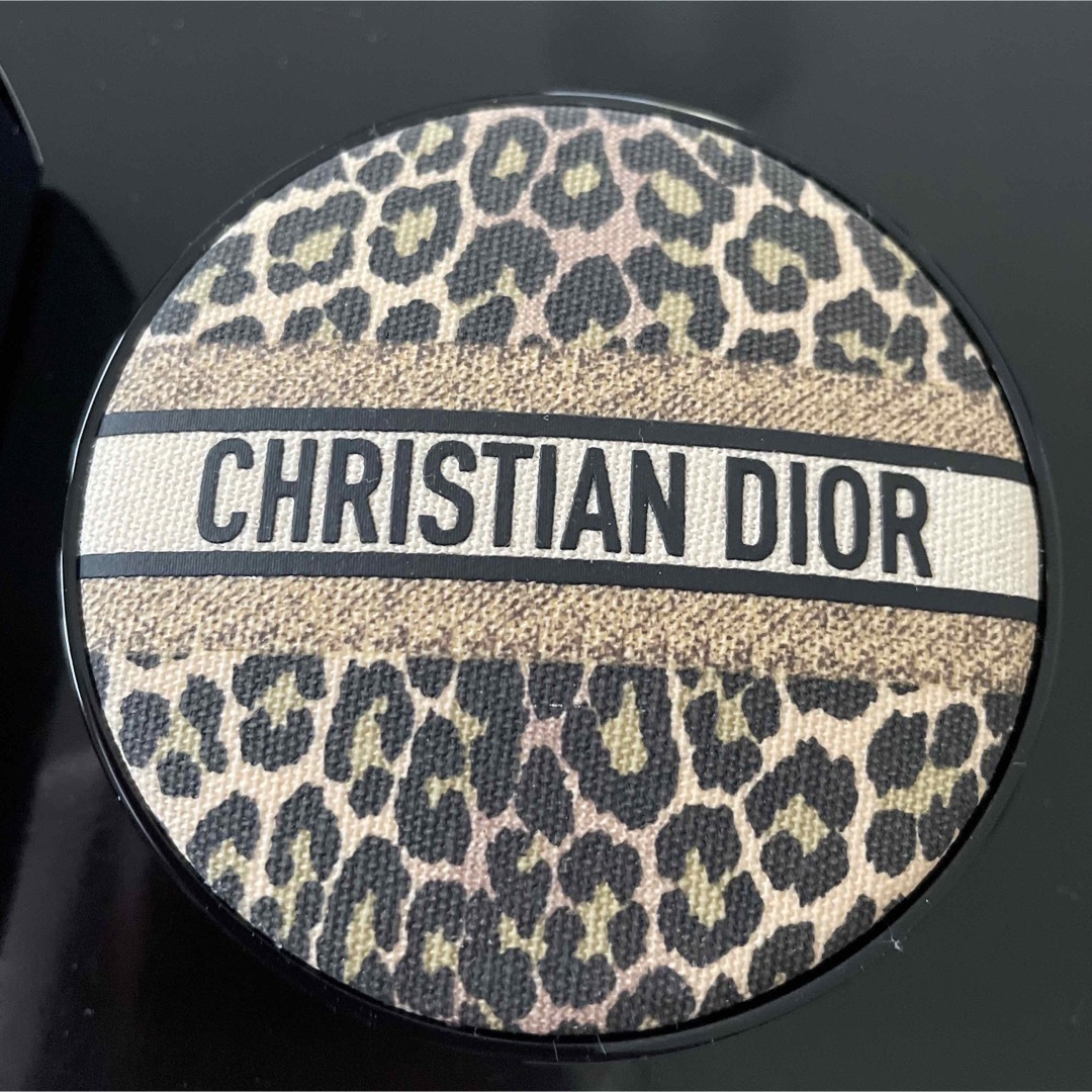 Christian Dior(クリスチャンディオール)の新品ディオールスキンフォーエヴァーフルイドグロウクッション　ミッツァエディション コスメ/美容のベースメイク/化粧品(ファンデーション)の商品写真