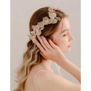 フラワー　ヘアアクセサリー　ヘアクリップ ウェディング　結婚式 (ヘアアクセサリー)