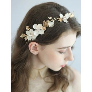 フラワー　ヘアアクセサリー　ナチュラル　ヘアクリップ ウェディング　結婚　ヘ(ヘアアクセサリー)