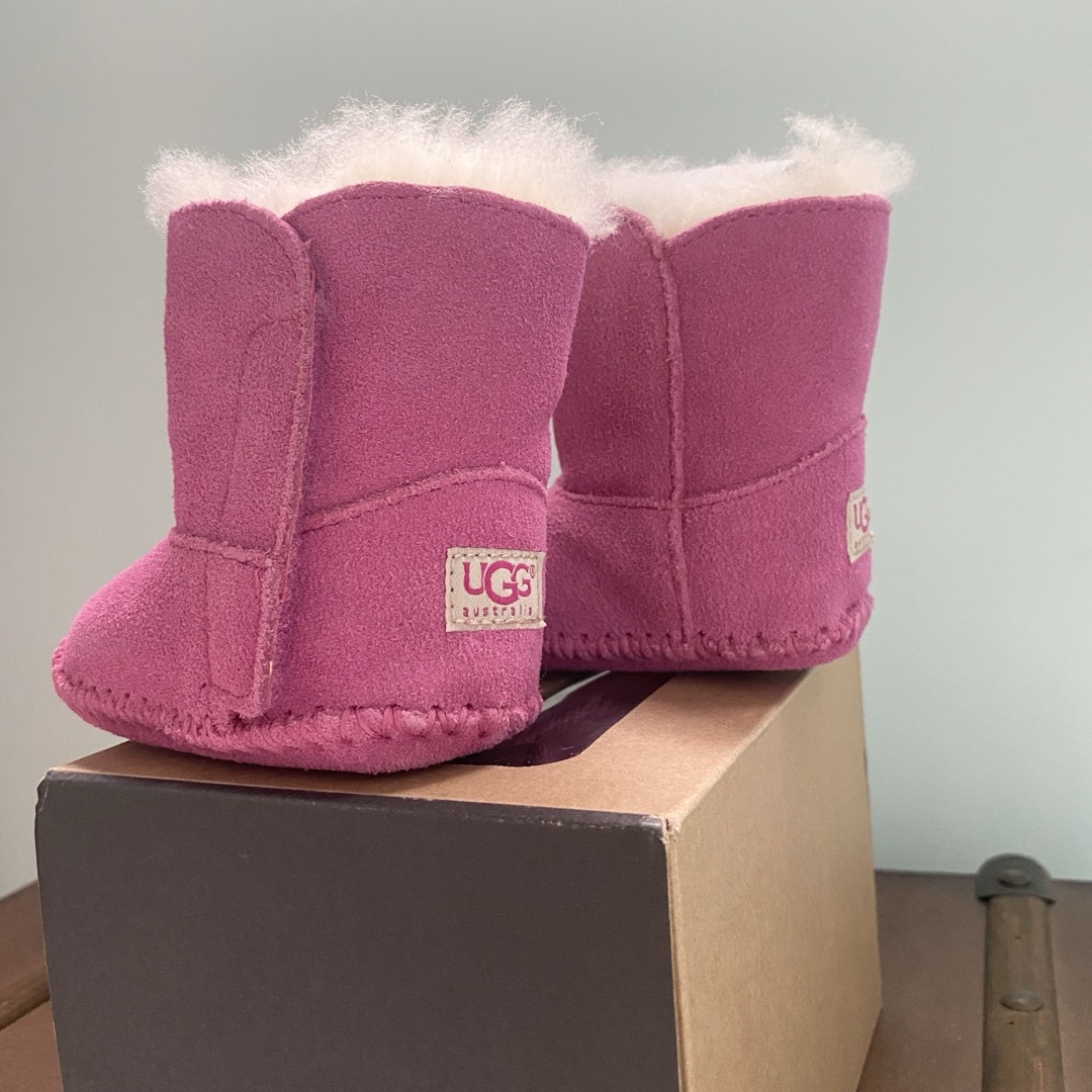 新品 UGG ベビークラシック プリンセスピンク 6か月 0/1 9cm