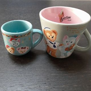 ディズニー(Disney)のダッフィー&フレンズ　マグカップ2点セット(キャラクターグッズ)