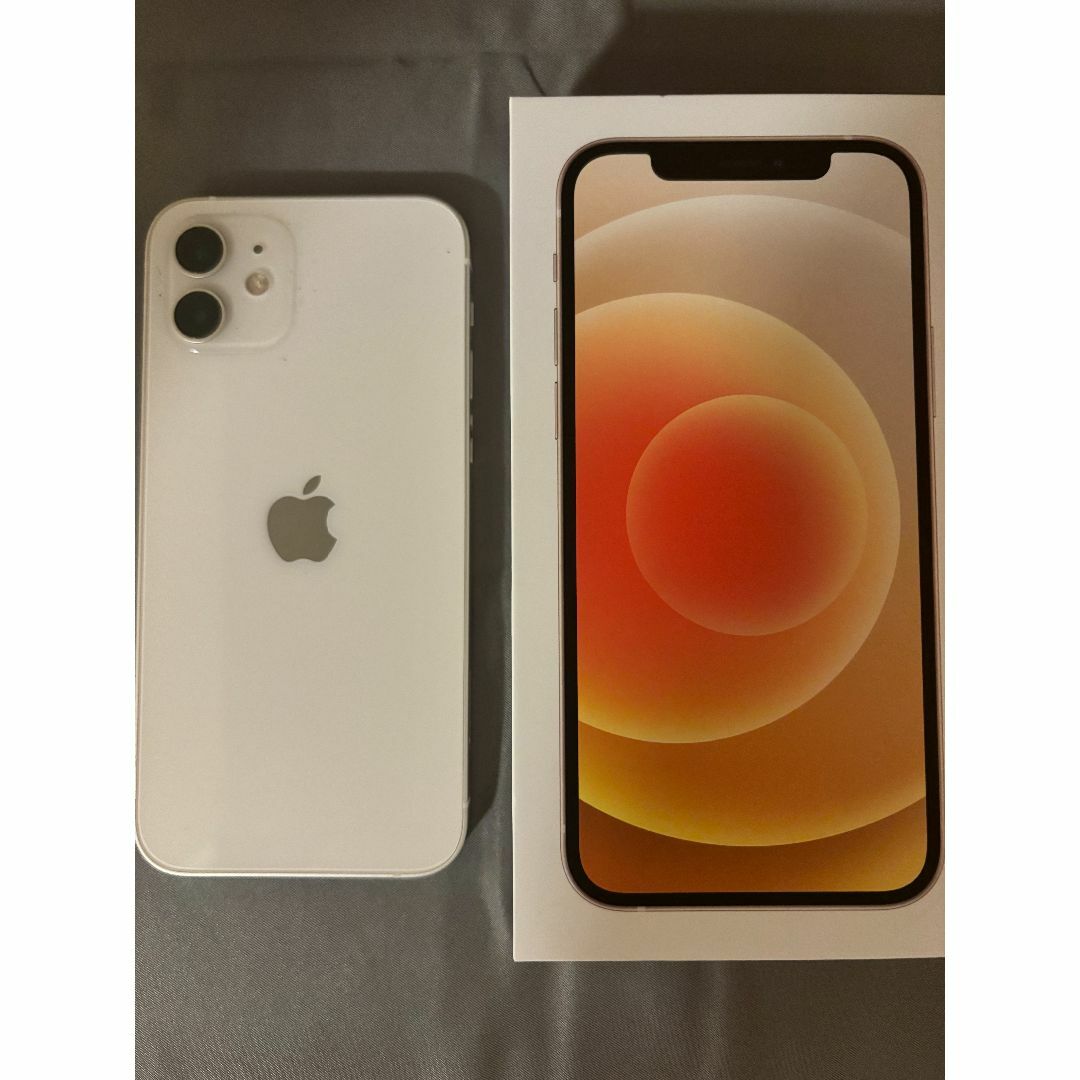 大幅値下げ～11/30　iPhone 12 ホワイト 64GB SIMフリー