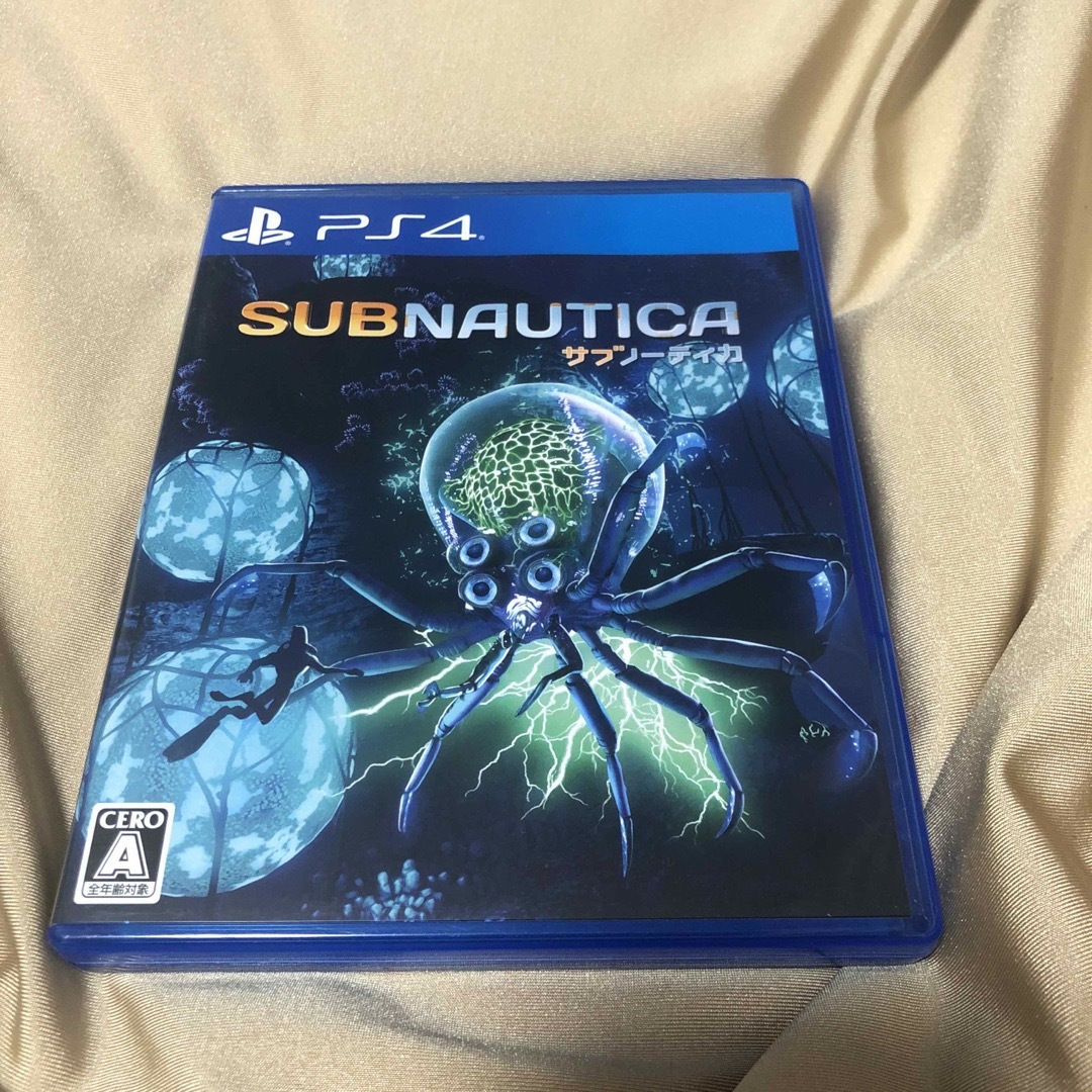 PlayStation4(プレイステーション4)のSubnautica サブノーティカ PS4 エンタメ/ホビーのゲームソフト/ゲーム機本体(家庭用ゲームソフト)の商品写真