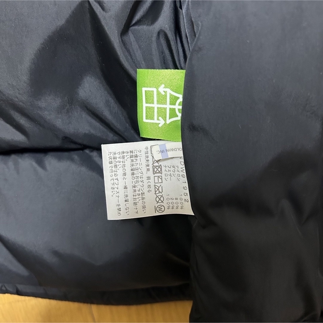 THE NORTH FACE(ザノースフェイス)の【n.様専用】THE NORTH FACE Short Nuptse  レディースのジャケット/アウター(ダウンジャケット)の商品写真