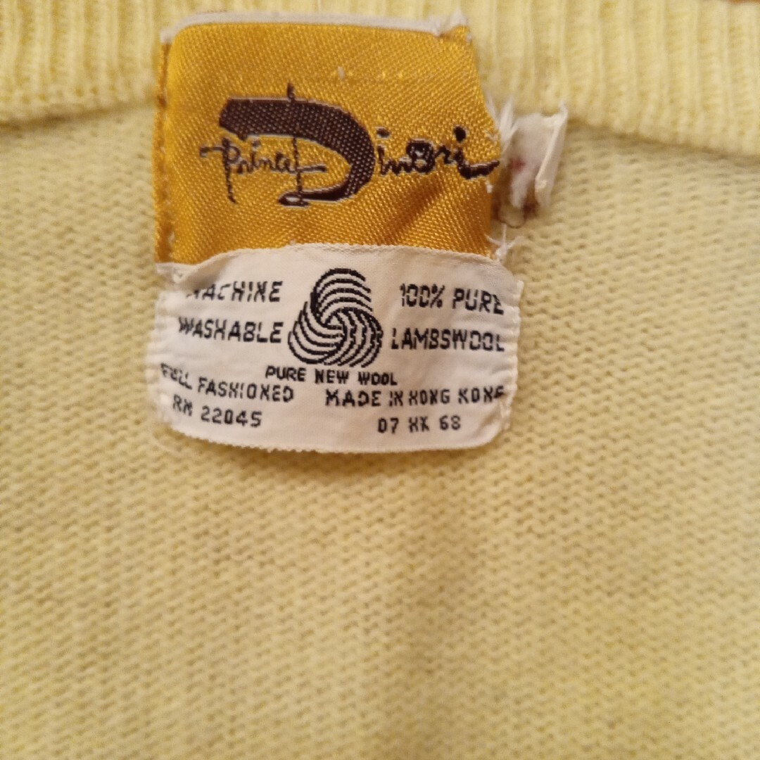 ラムウール100％　レモンイエロー色セーター メンズのトップス(ニット/セーター)の商品写真