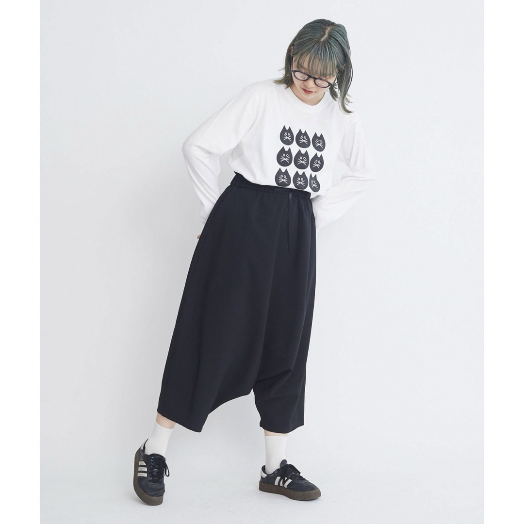 I am I(アイアムアイ)のIamI   Waist frill 2way サルエルパンツ　ブラック レディースのパンツ(サルエルパンツ)の商品写真