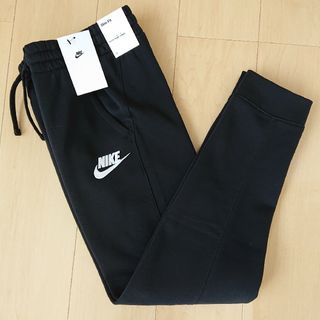 ナイキ(NIKE)の新品 NIKE ジュニア 160 ブラック パンツ 裏起毛 ナイキ(パンツ/スパッツ)