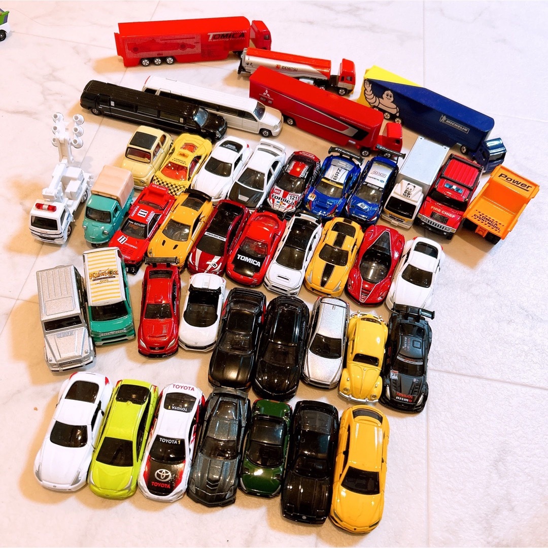 トミカ ミニカー ホットウィール ディズニー まとめ売り セット タカラトミー | フリマアプリ ラクマ トミカ ミニカー ホットウィール ディズニー まとめ売り セット タカラトミー | フリマアプリ ラクマ