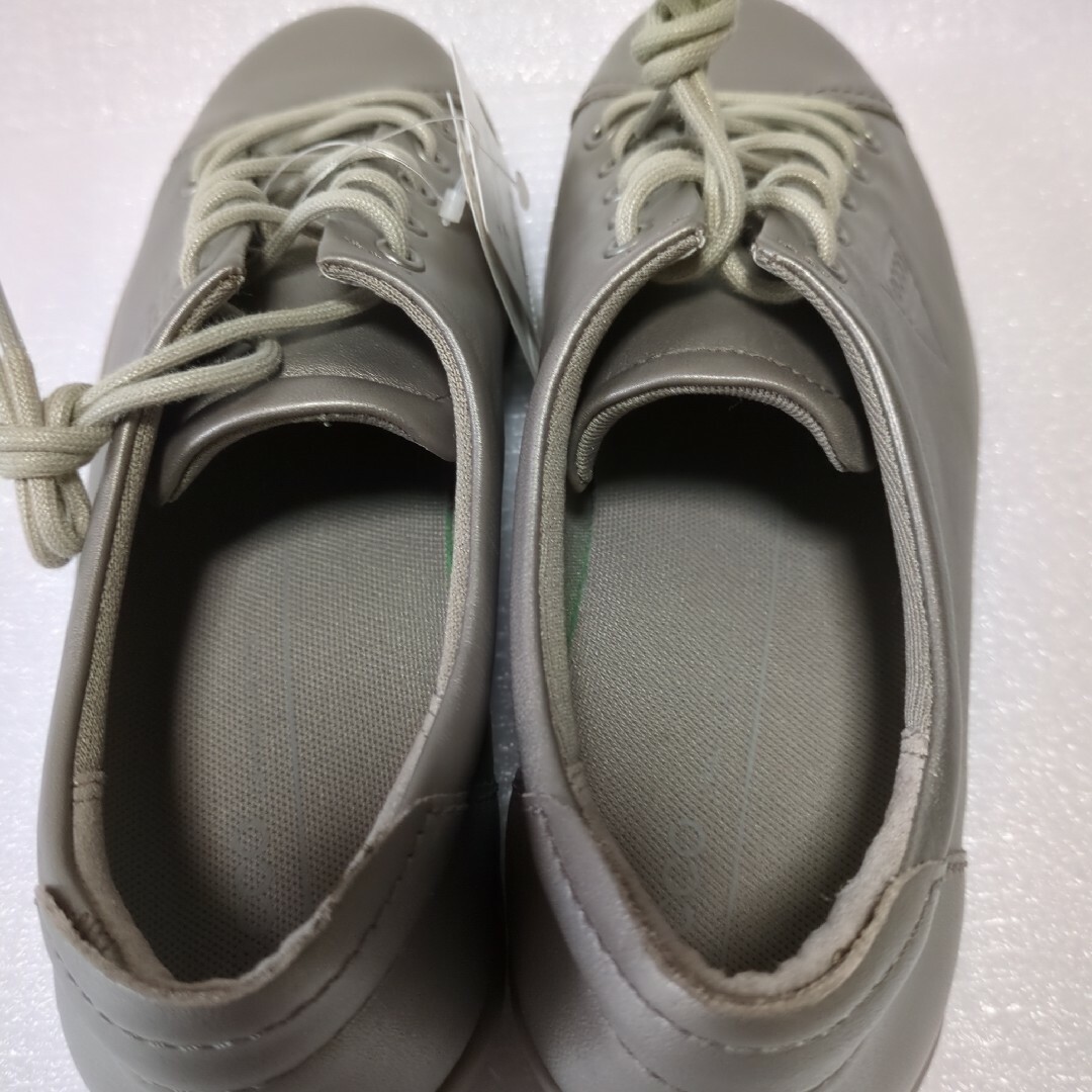 【新品タグ付き】ecco エコー スニーカー 37 オリーブ