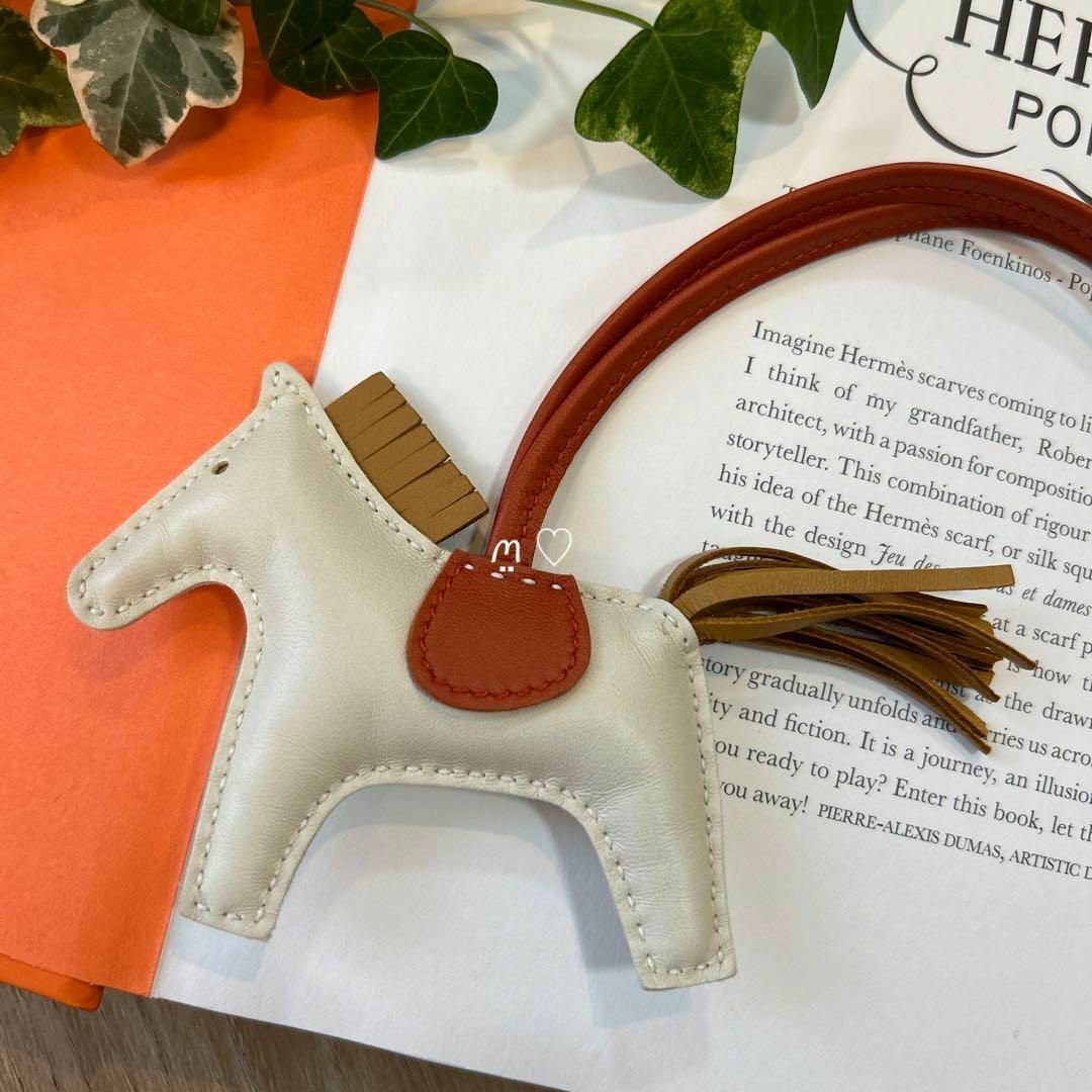 Hermes - HERMES エルメス ロデオチャームPM クレ バッグチャーム