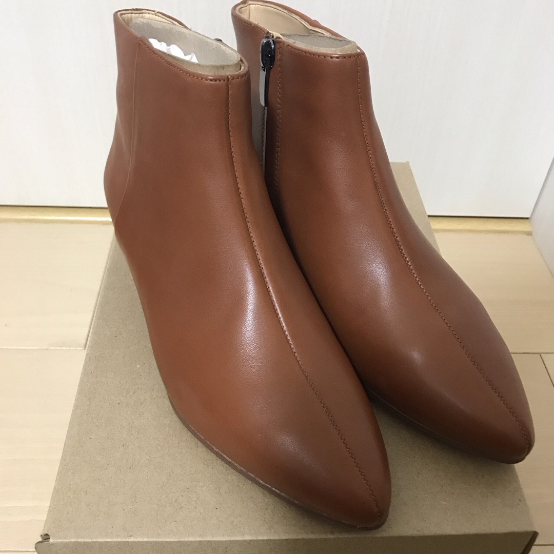 新品☆クラークス☆ショートブーツ☆ブーティー-