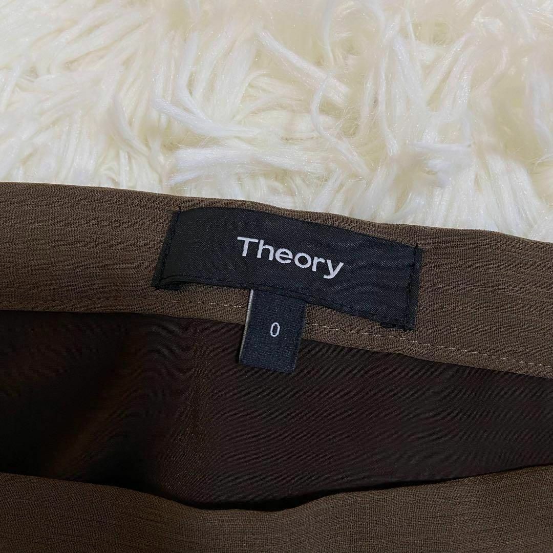 theory(セオリー)のセオリー シルク100 フレアスカート アシンメトリー ブラウン レディースのスカート(ロングスカート)の商品写真