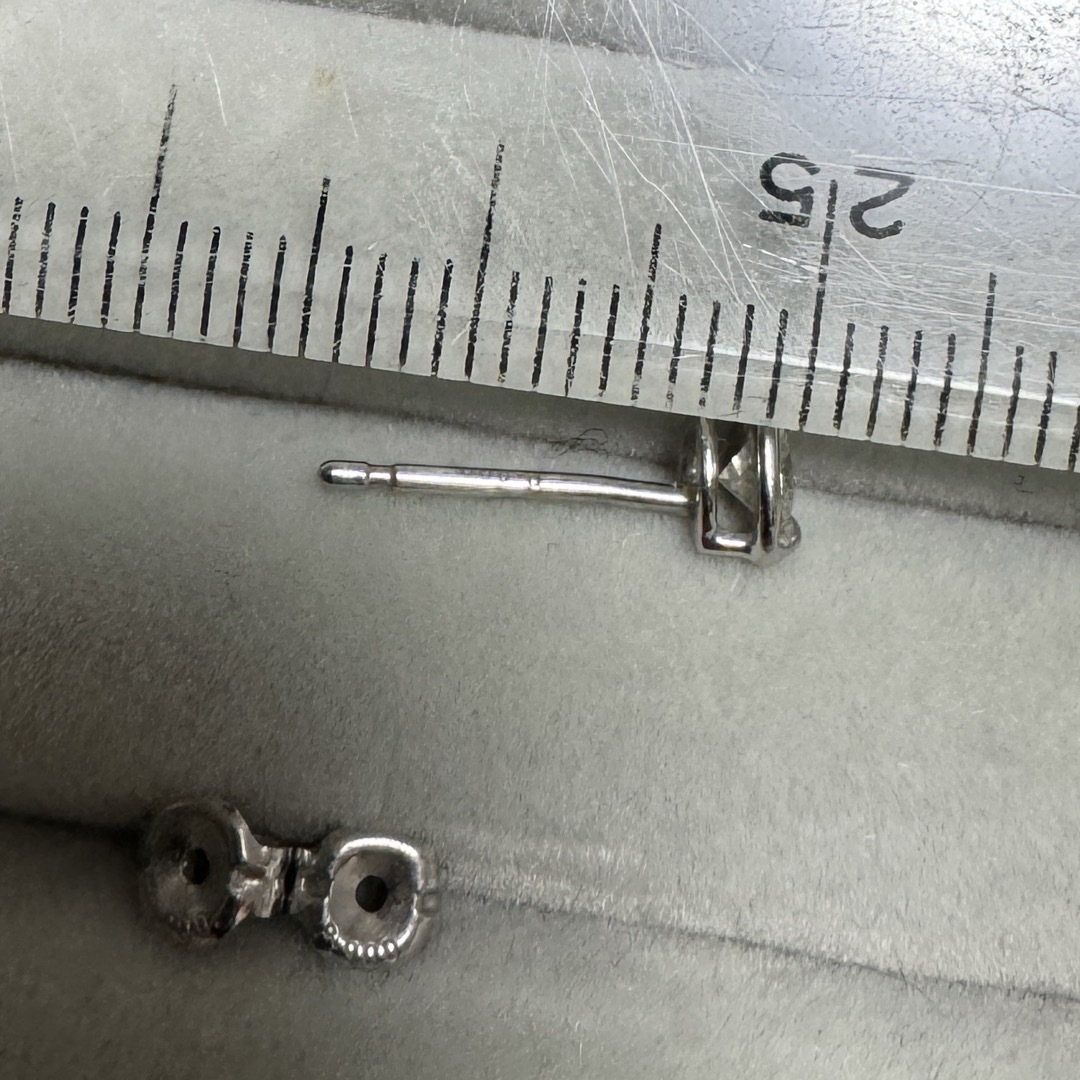 専用!天然ダイヤモンド ピアス Pt900 0.34ct 専用!天然ダイヤモンド ピアス Pt900 0.34ct