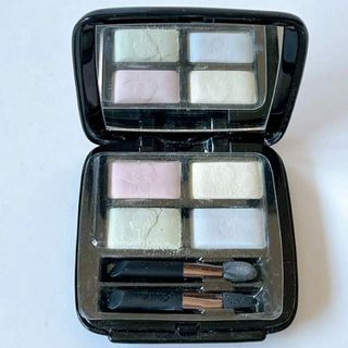 GUERLAIN - ゲラン オンブルジェ 910 UNDRESS BROWNの通販 by すん's