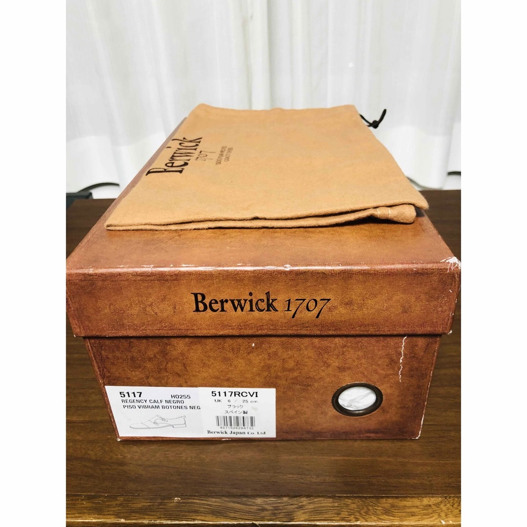 Berwick(バーウィック)のharumi様専用バーウィックBerwick  ダブルモンク　UK6   美品 メンズの靴/シューズ(ドレス/ビジネス)の商品写真