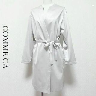 コムサデモード(COMME CA DU MODE)の【定価4.1万】ＣOMME CA コムサ ベルト付 ノーカラー ジャケット(ロングコート)