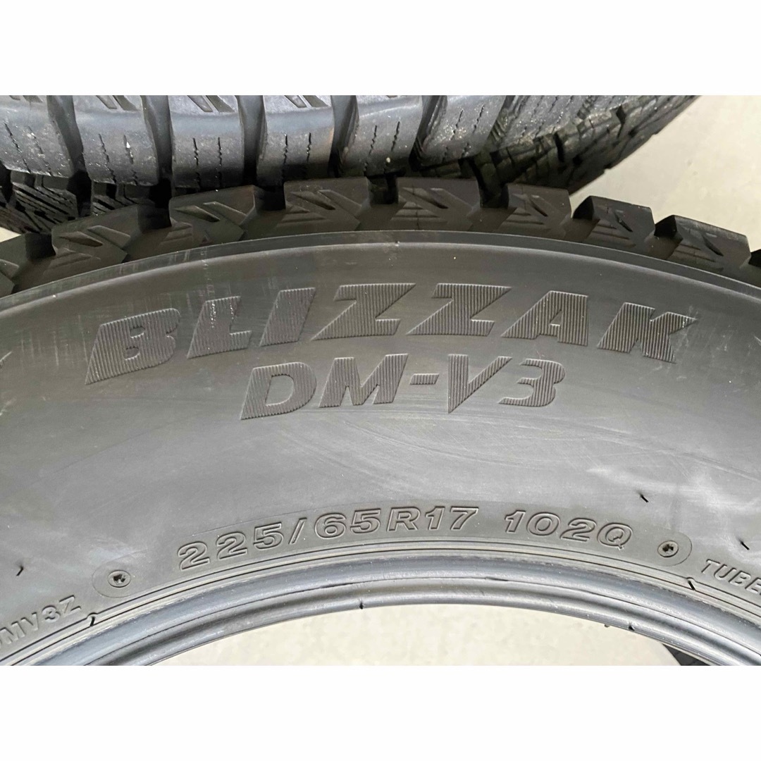 BRIDGESTONE - 225/65R17 ブリヂストン ブリザック DM-V3スタッドレス