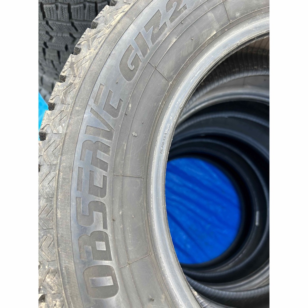 トーヨータイヤ(トーヨータイヤ)のTOYO TIRES 195/65R15 22年製　スタッドレスタイヤ 自動車/バイクの自動車(タイヤ)の商品写真