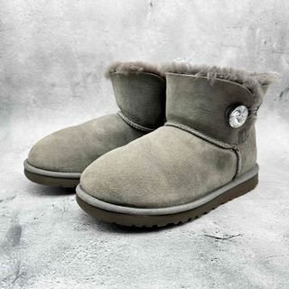 アグ スワロフスキーの通販 500点以上 | UGGを買うならラクマ