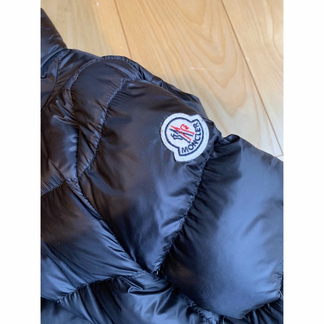 MONCLER(モンクレール)の値下げ中⭐︎美品！モンクレール  トルシン　超軽量ダウン レディースのジャケット/アウター(ダウンコート)の商品写真