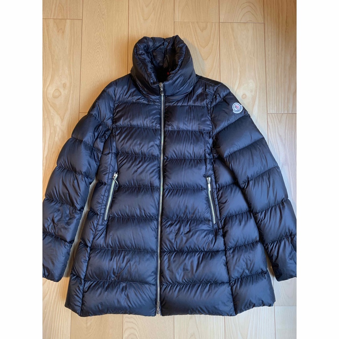 MONCLER(モンクレール)の値下げ中⭐︎美品！モンクレール  トルシン　超軽量ダウン レディースのジャケット/アウター(ダウンコート)の商品写真