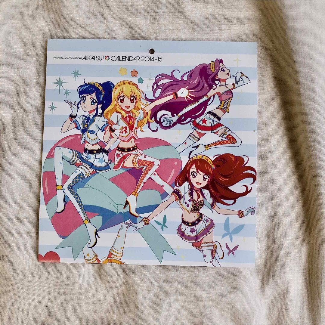 【アイカツ！】CDジャケットイラストカレンダー エンタメ/ホビーのおもちゃ/ぬいぐるみ(キャラクターグッズ)の商品写真