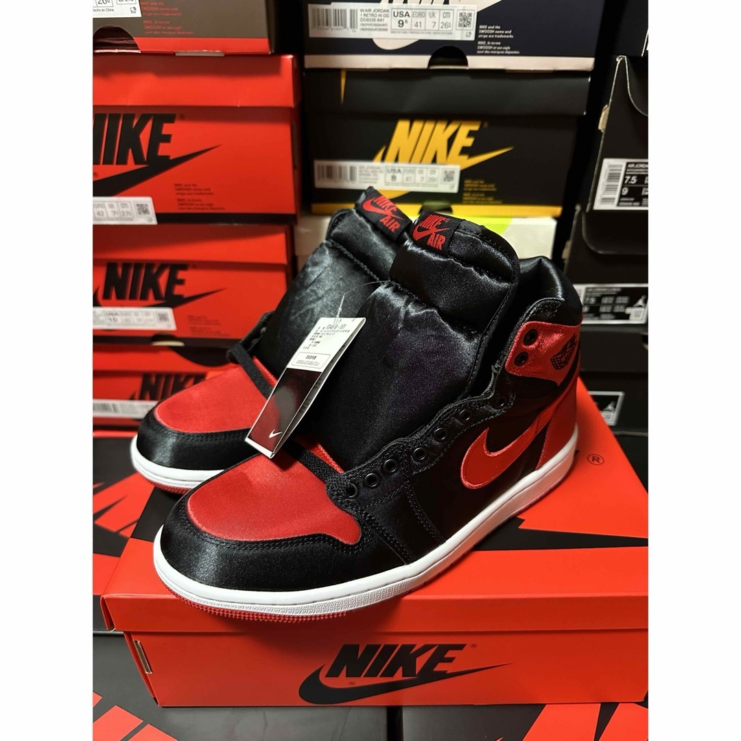 Air Jordan 1 Retro High OG Satin Bred