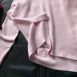 フォクシー　上質シルクカシミヤ　タートルネック　ニット　ピンク　イタリア製糸