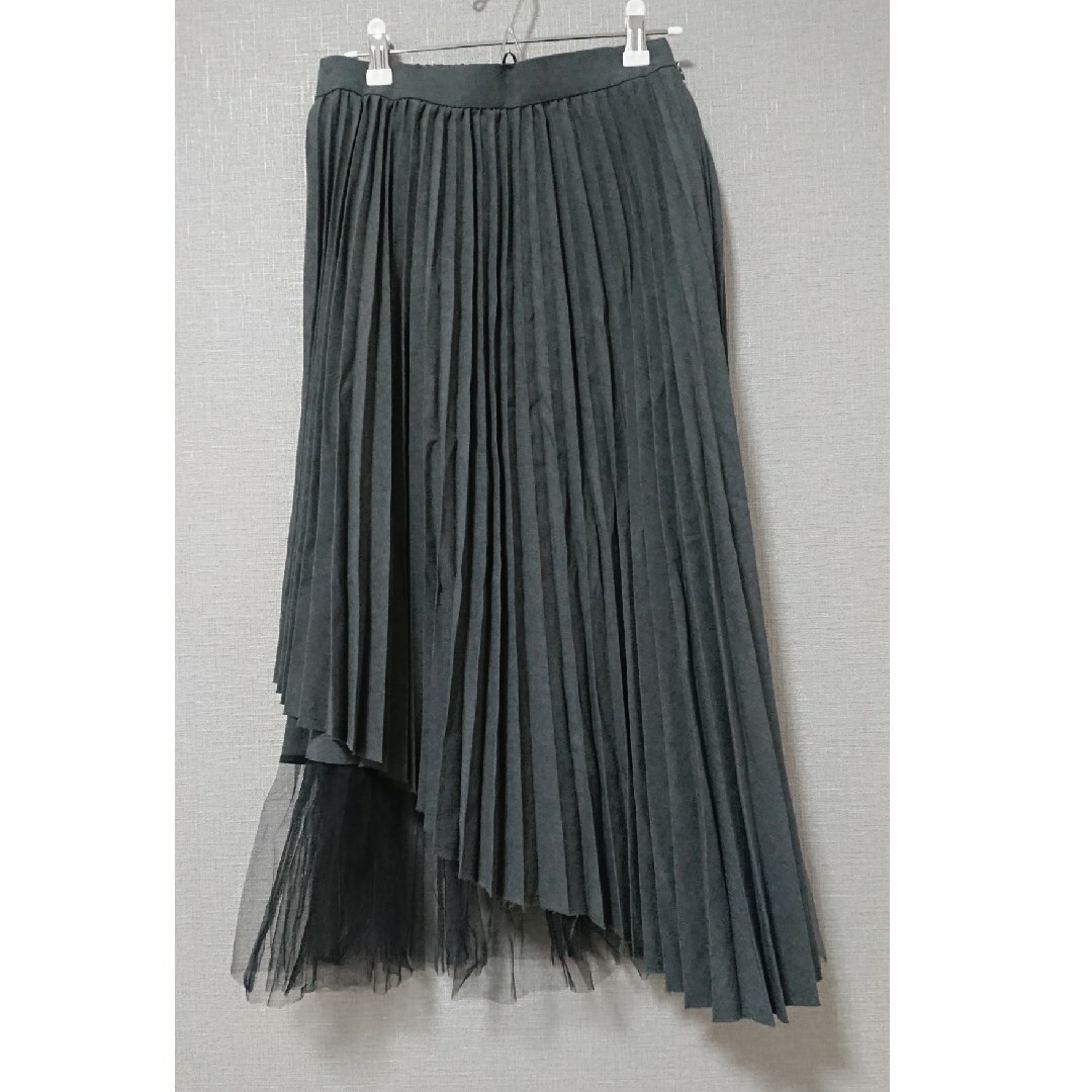 CAST:(キャストコロン)のCAST：☆アシンメトリーチュールスカート レディースのスカート(ひざ丈スカート)の商品写真