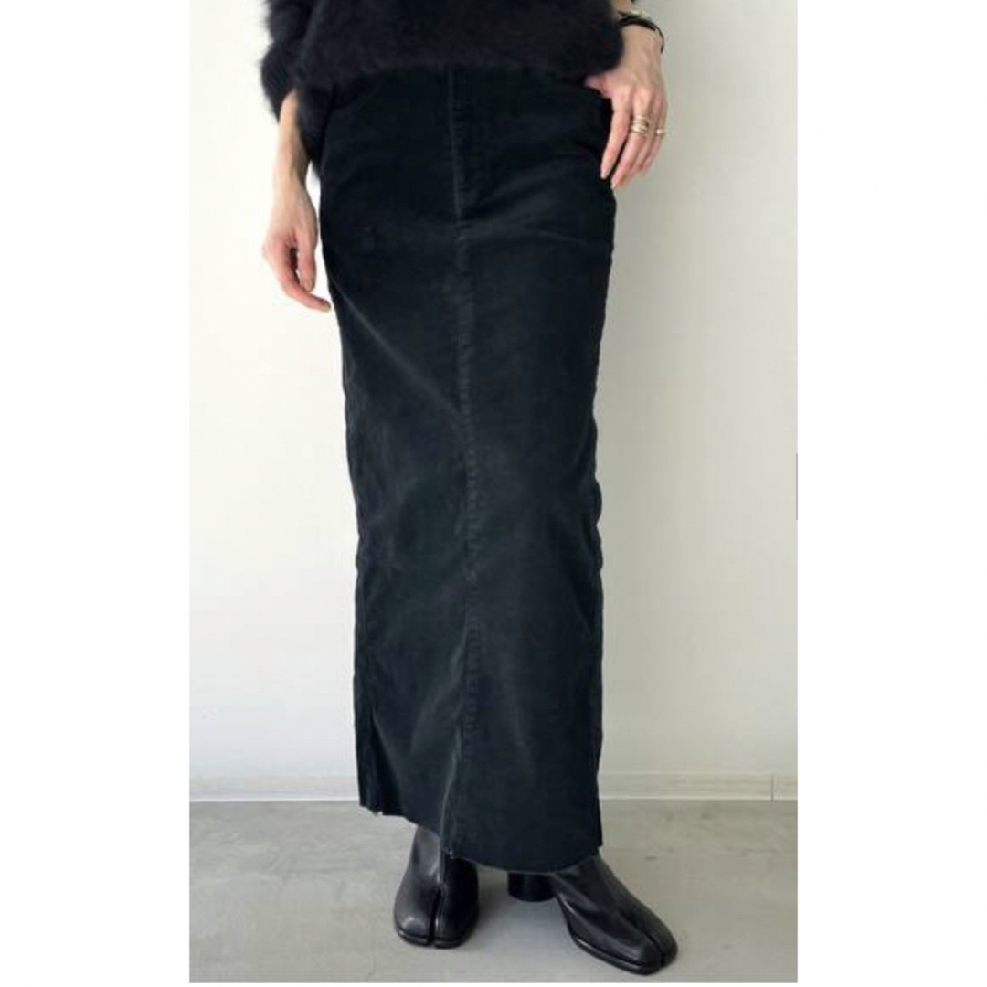 L'Appartement DEUXIEME CLASSE(アパルトモンドゥーズィエムクラス)のREMI RELIEF/レミレリーフCorduroy Long Skirt レディースのスカート(ロングスカート)の商品写真