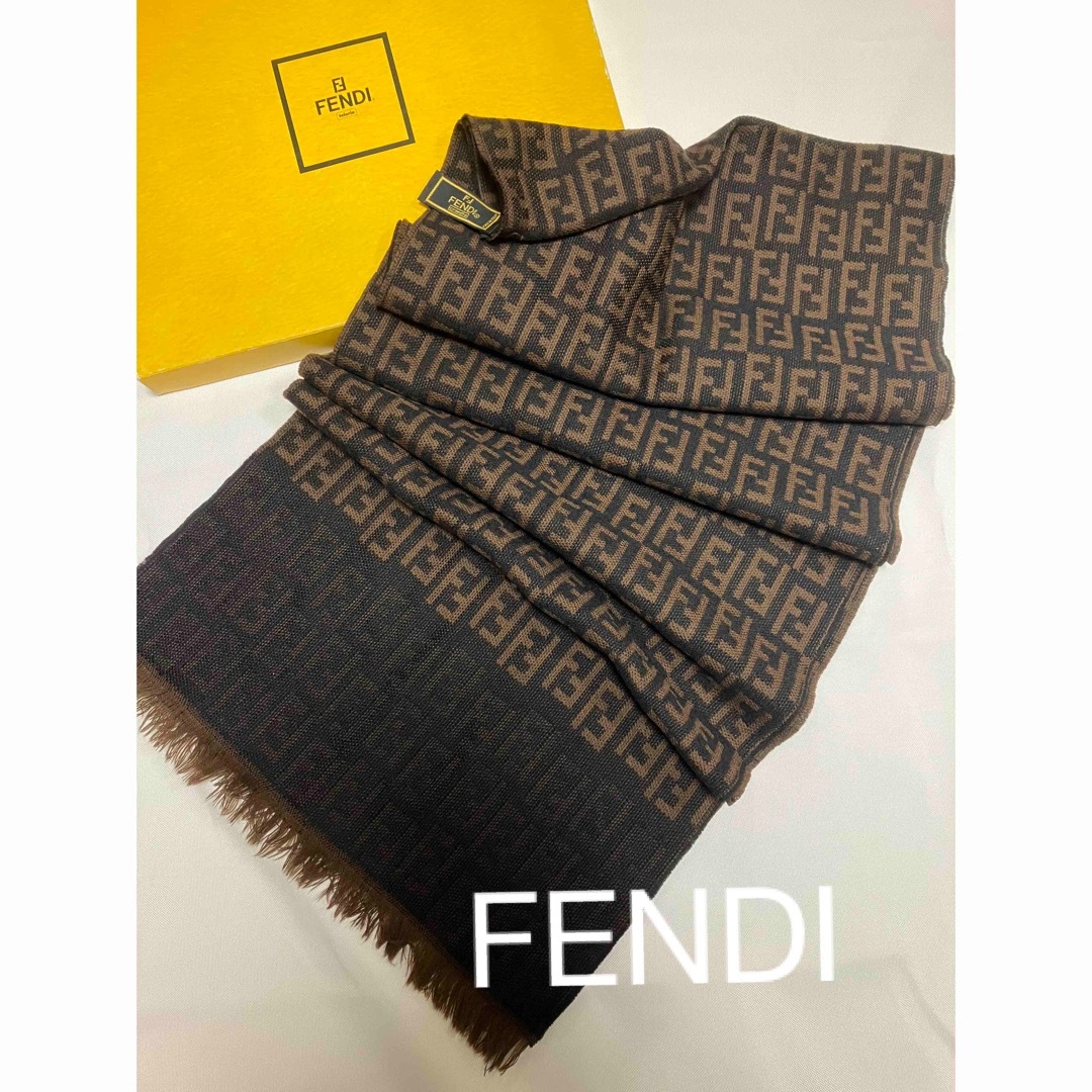 FENDI - 美品 FENDI フェンディ ズッカ柄 マフラー WOOLブラウン ...