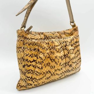 ミュウミュウ(イエロー/黄色系)の通販 200点以上 | miumiuを買うなら