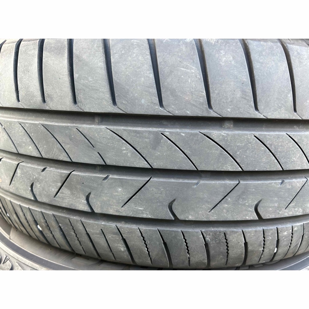 タイヤTOYO TIRES 215/55R17 21年製　サマータイヤ