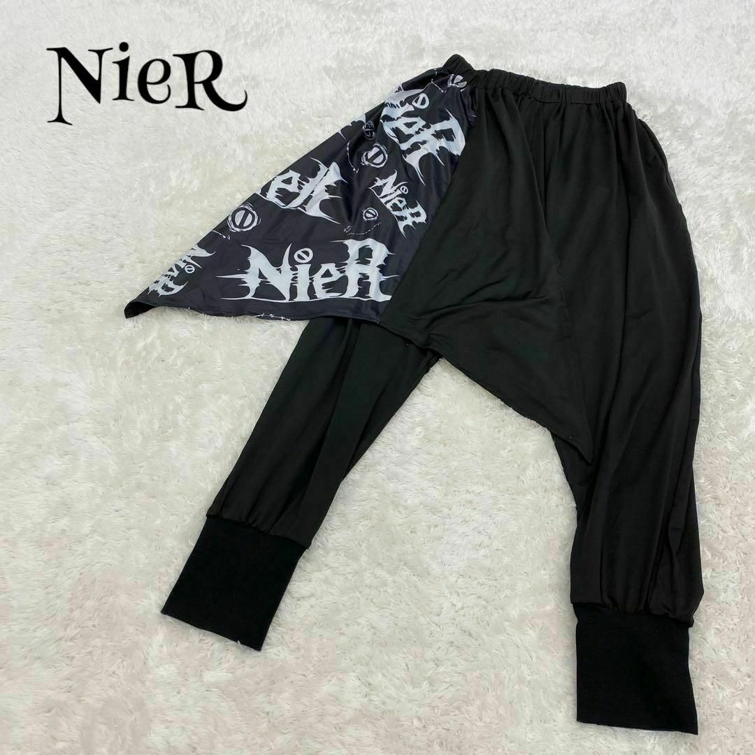 NIER CLOTHING フラップ付きサルエルパンツ デカロゴプリント黒フリー