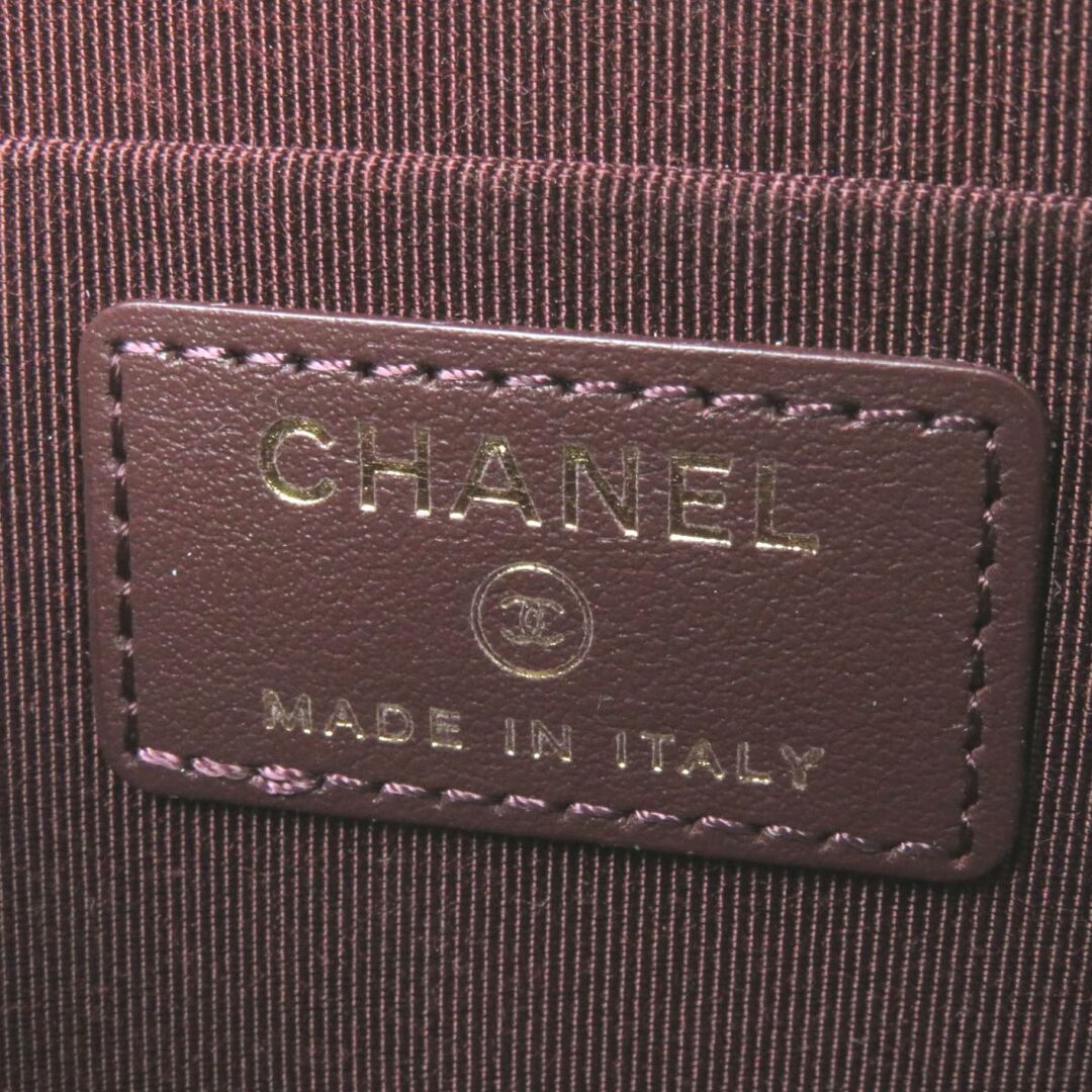 極美品◎伊製 CHANEL シャネル 31番台 タイムレスクラシック ココマーク キャビアスキン マトラッセ スマホケース付長財布 黒×金 箱・袋付