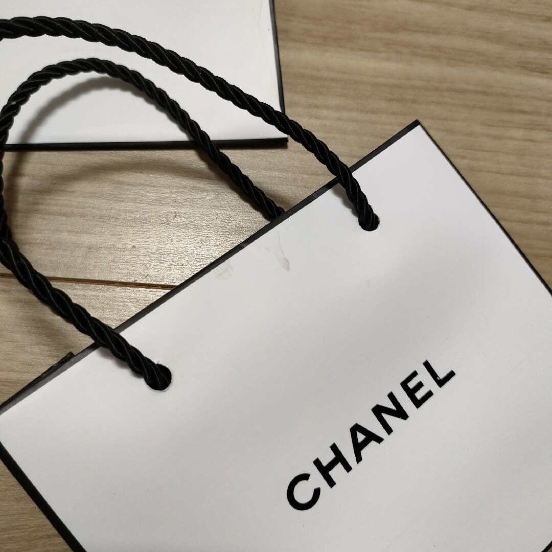 CHANEL(シャネル)のCHANEL　シャネルショップ袋3枚セット レディースのバッグ(ショップ袋)の商品写真