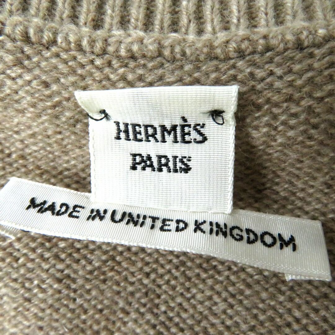 Hermes(エルメス)の極美品◎正規品 UK製 19年 HERMES エルメス レディース セリエ金具付き カシミヤ100％ Vネック ニットワンピース ブラウンベージュ 34 レディースのワンピース(ひざ丈ワンピース)の商品写真