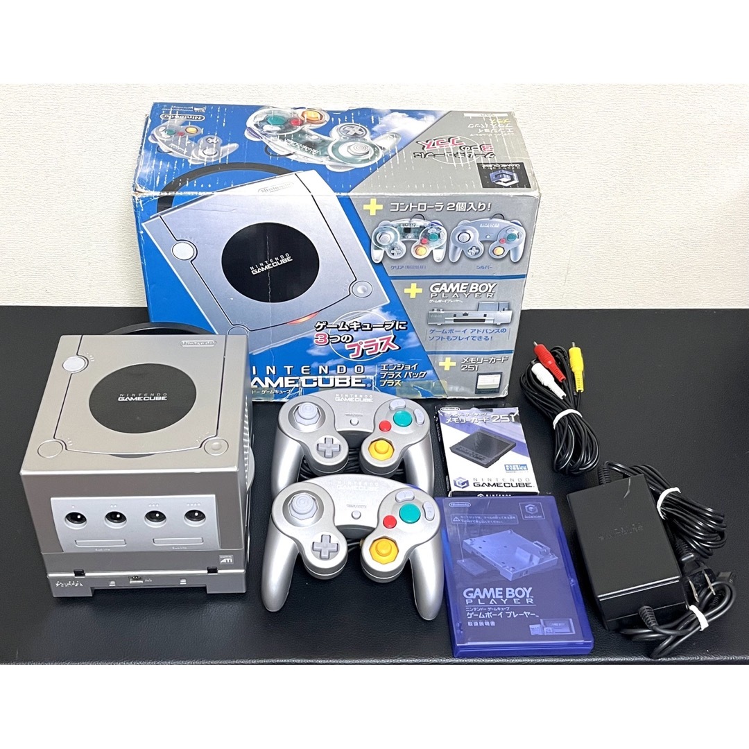 ゲームキューブ本体➕コントローラー×3のセット - 家庭用ゲーム本体 ゲームキューブ本体➕コントローラー×3のセット - 家庭用ゲーム本体