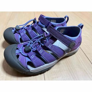 ②KEEN/キーン 22.5㎝ スポーツサンダル/スニーカー