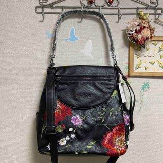 デシグアル(DESIGUAL)の新品タグ付　デシグアル　ショルダーバッグ(ショルダーバッグ)