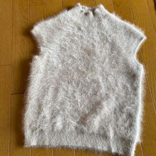 【あい様専用】ブランベール　アンゴラ混ニット　美品(ベスト/ジレ)