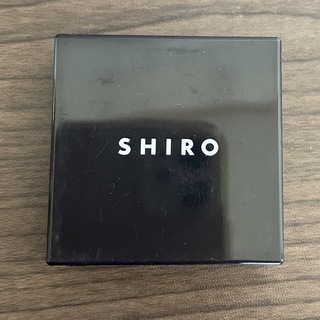 シロ(shiro)のSHIRO アイシャドウ(アイシャドウ)
