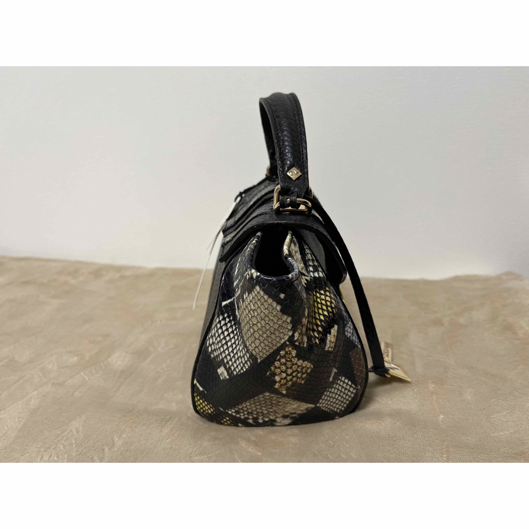 ear PAPILLONNER(イアパピヨネ)の未使用 GIORGIA MILANI ジョルジアミラーニ ハンドバッグ レディースのバッグ(ハンドバッグ)の商品写真